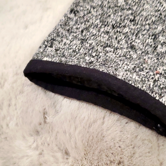 Pink elastic waist band cropped hoodie - Picture 8 of 8